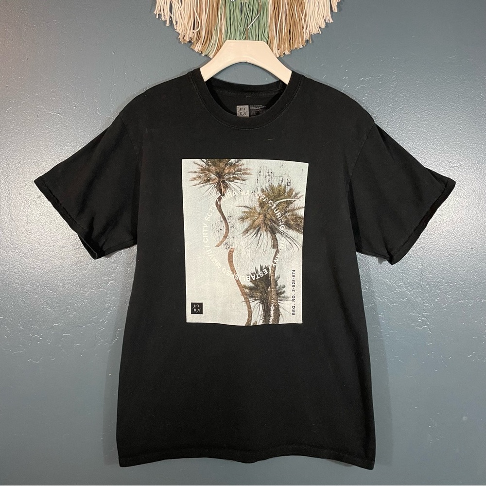 Lira Men’s Black Crewneck Short Sleeve Graphic Tee Size M